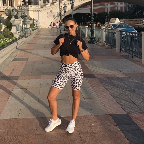 Meet your Posher, Jessica - Picture 1 of 1